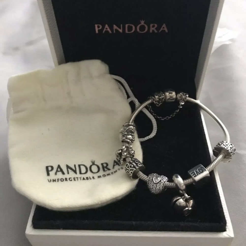 Authentic Pandora Bracelet Charms Clip 7.5in Love